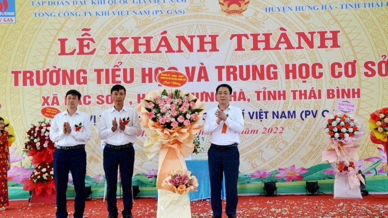 dan-chuong-trinh-le-khanh-thanh-truong-hoc-6