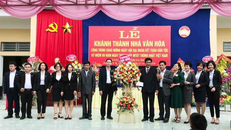 kich-ban-le-khanh-thanh-nha-van-hoa-thon-7