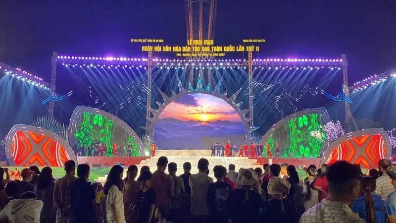 cho-thue-man-hinh-led-tai-binh-duong-4
